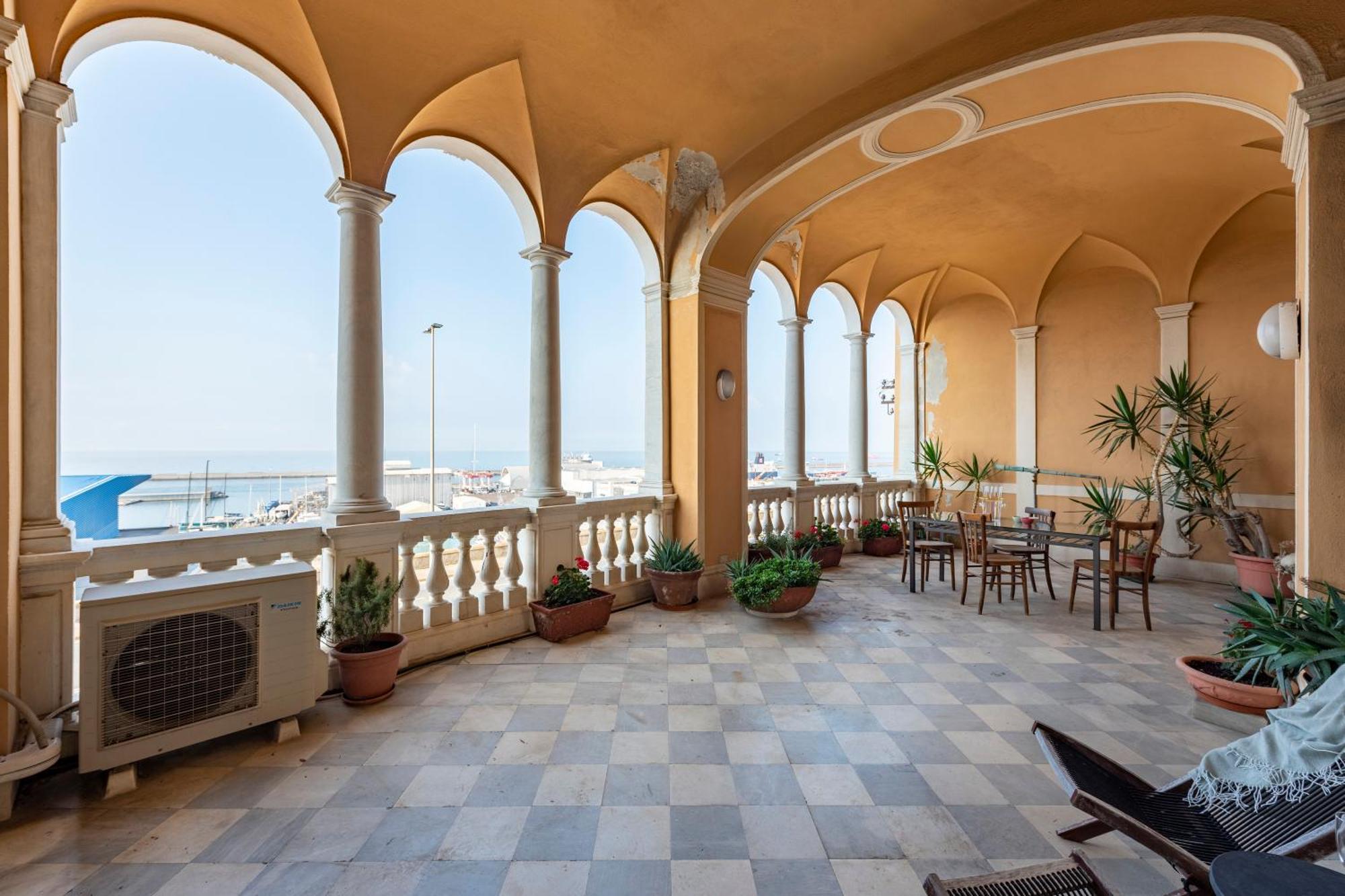 Appartamento Sea View House Next To Waterfront - Happy